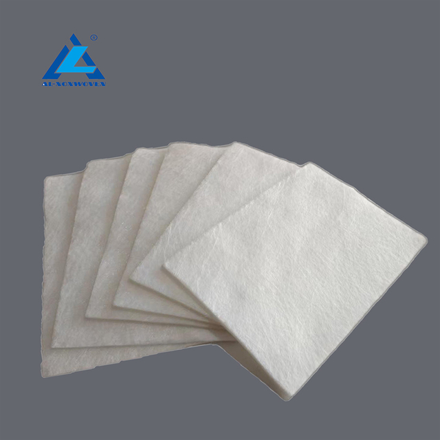 AL-4500mm 白色粗旦高强针刺纺粘聚丙烯长丝土工布生产线